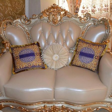 Le Petit Versailles Вернон Экстерьер фото
