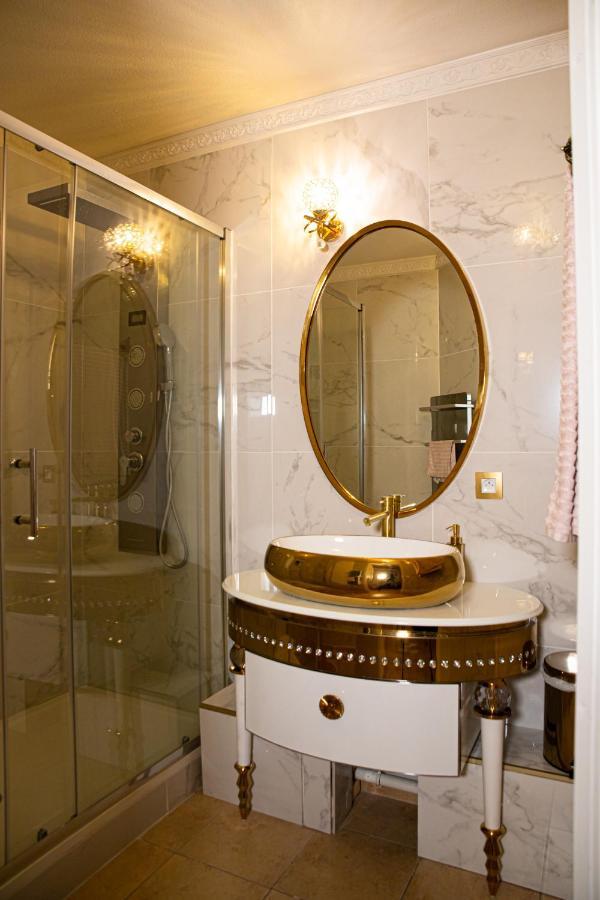Le Petit Versailles Вернон Экстерьер фото