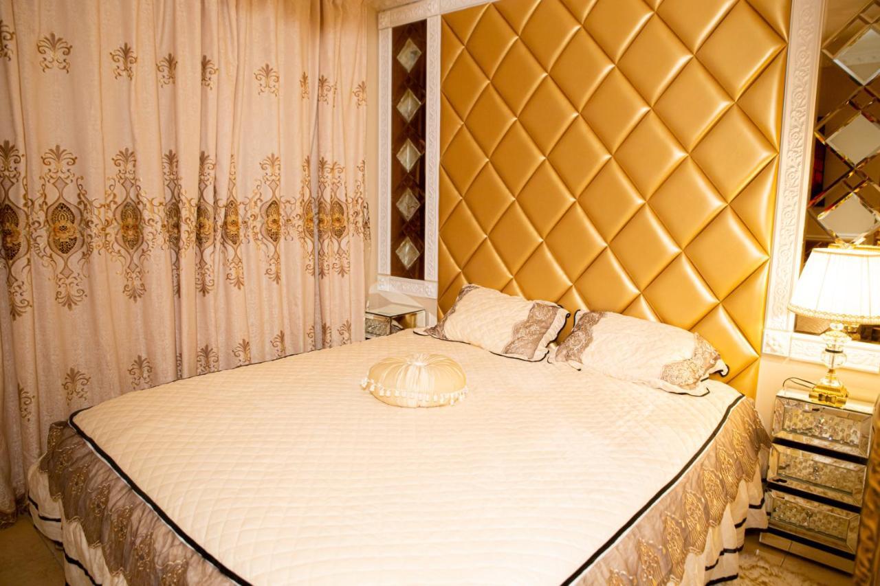 Le Petit Versailles Вернон Экстерьер фото